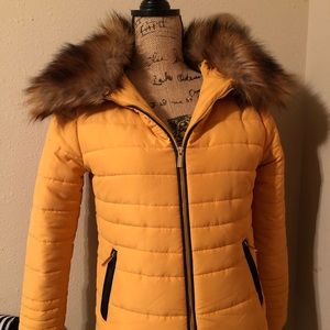 NWOT Excelled Mustard coat